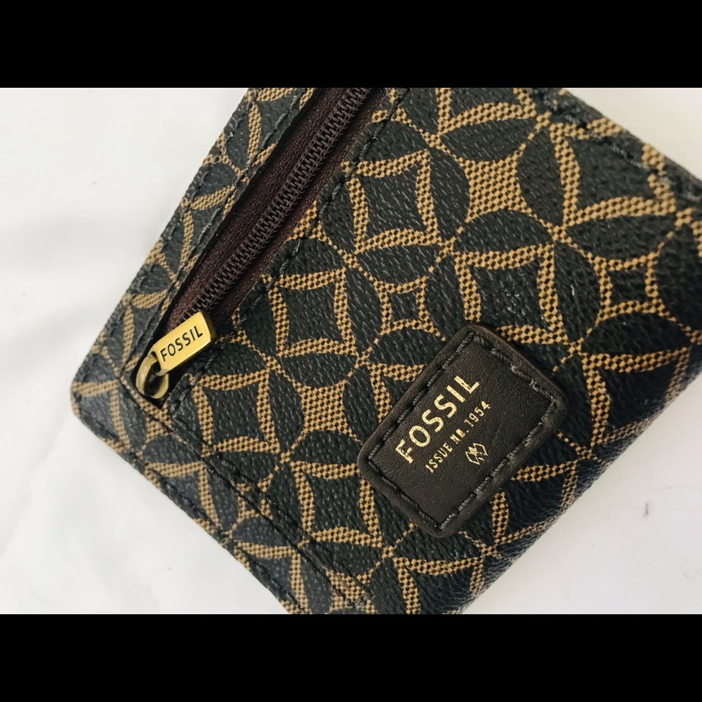 Mini Fossil Wallet